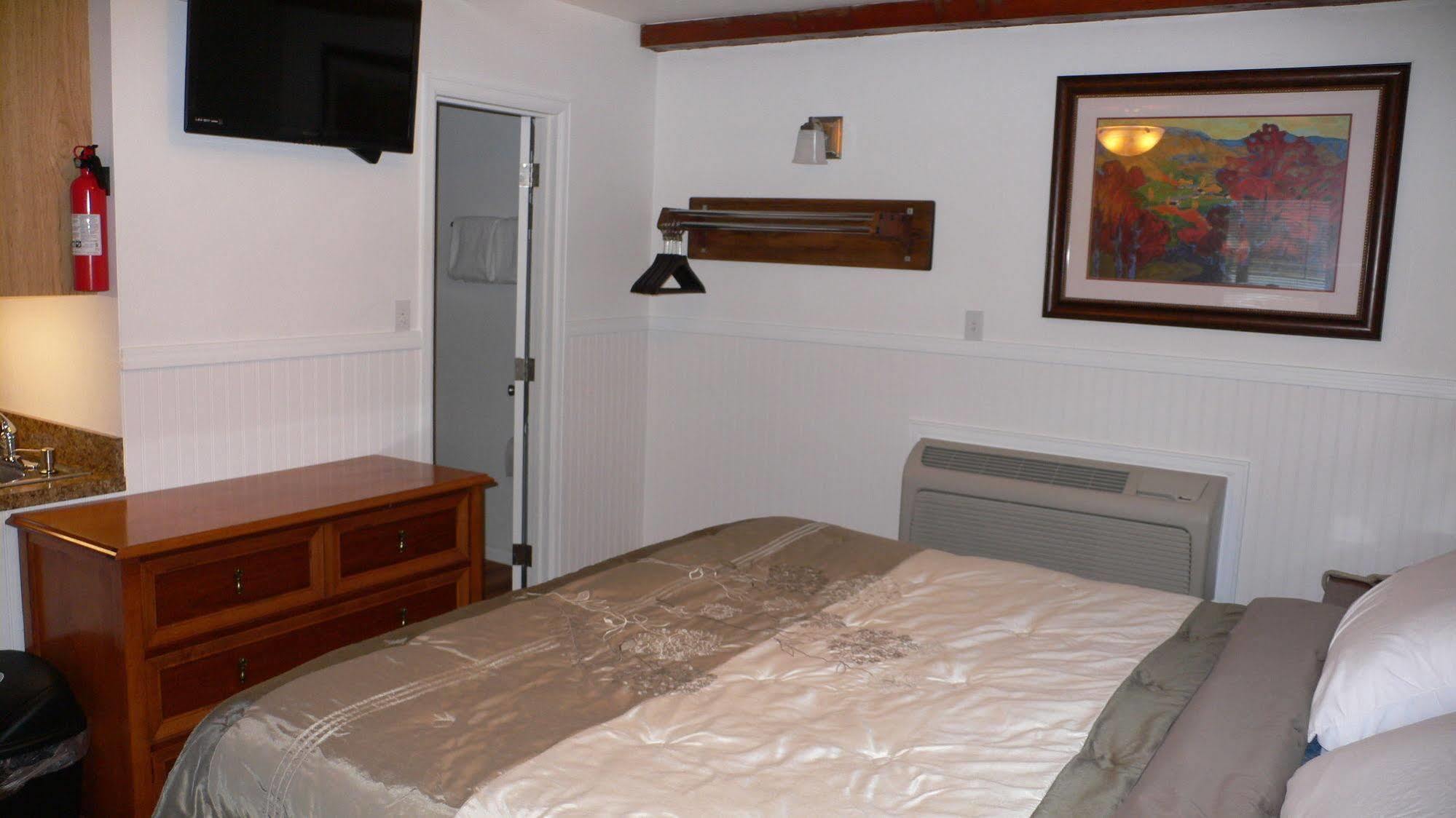 Western Star Inn Rifle Buitenkant foto