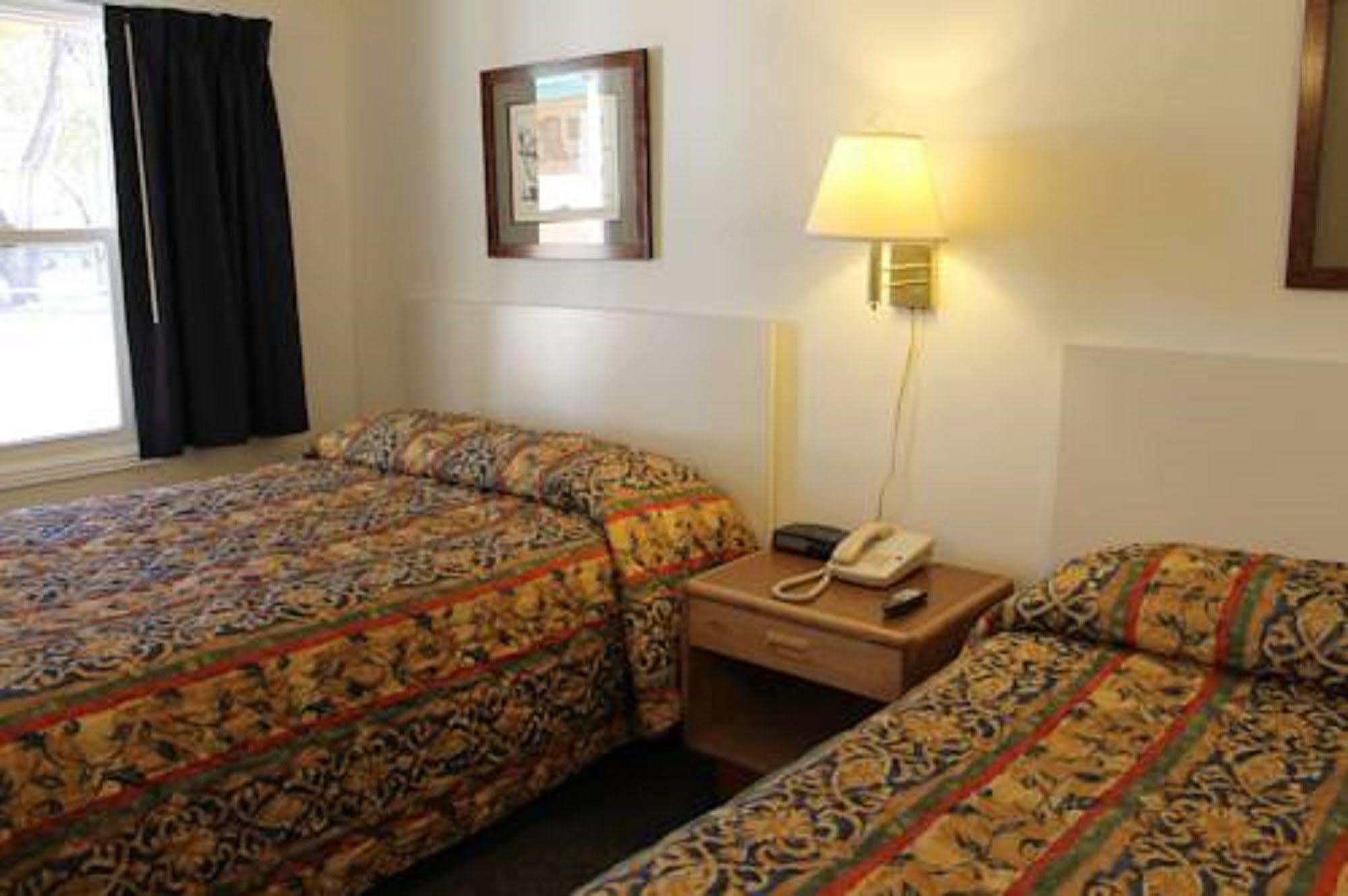 Western Star Inn Rifle Buitenkant foto